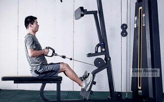 你是否想过，一扇窗也能成为家的“隐形防护罩”？在2025年这个健康与品质并重的时代，建材行业正以前所未有的速度迭代升级，从艺术涂料到系统门窗，从环保板材到智能五金，每一件新品背后都藏着对美好生活的极致追求。而这一切，正在中国建材网的海量资讯中高频上演。